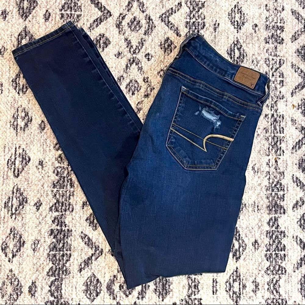 American eagle jeggings super stretch with distressed detail